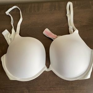 Victorias Secret push up bra